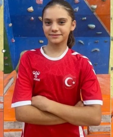 bursa-inegollu-sporcular-2-farkli-ulkede-turkiyeyi-temsil-edecek-rp9swqsW.jpg