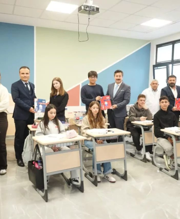 bursa-yenisehirde-universite-hazirliga-3-bin-kitap-destegi-2WCqG3Im.jpg