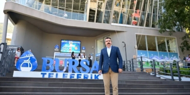 bursa-yildirimda-kadin-ve-cocuklara-teleferik-keyfi-L24KBxIJ.jpg
