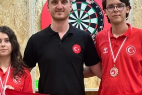 bursa-yildirimli-dartcilardan-milli-gurur-GJZkWydn.jpg