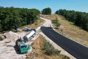 bursanin-3-ilcesinde-50-kilometrelik-yola-buyuksehir-yenilemesi-ylOsbbnC.jpg