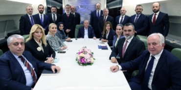 cumhurbaskani-erdogan-turkiye-dogu-ile-bati-arasinda-dengeli-iliskiler-kurabilen-bir-ulke-h8mFDDcy.jpg
