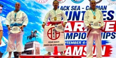 edirne-kesanda-karate-basarisi-7FFAnk94.jpg