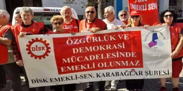 emeklilerin-dort-kelimelik-isyani-insanca-yasamak-istiyoruz-uQwhMuB5.jpg