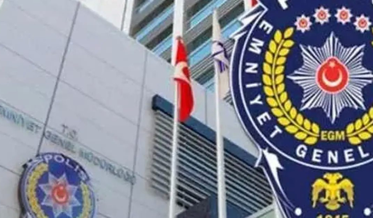 emniyette-buyuk-degisim-39-ilin-muduru-degisti-24-isim-merkeze-cekildi-jbRHGYKF.jpg
