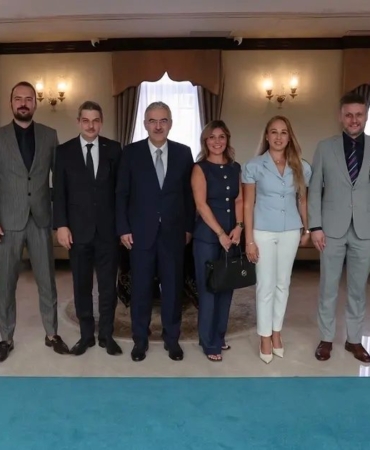 gesiaddan-vali-ayyildiza-35-yil-ziyareti-ahBDuNdc.jpg