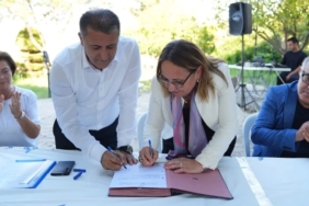 guzelbahce-belediyesinde-sendikal-toplu-sevinc-nsmWd9s2.jpg