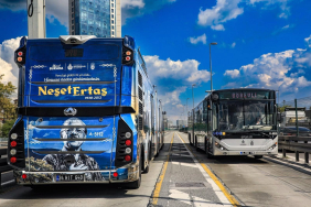 istanbul-yollarinda-neset-ertasa-saygi-J5A9Lyn5.jpg