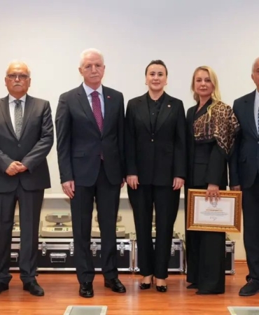 istanbulun-kan-toplama-kapasitesi-artacak-turk-kizilaya-20-yeni-cihaz-ikPx7PhD.jpg