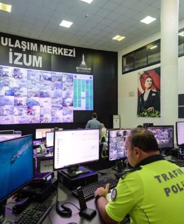 izmir-buyuksehirden-14-eylul-teyakkuzu-JULX5Tgp.jpg