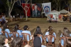 izmirde-baskan-tugay-gelecegin-sehir-plancilariyla-bulustu-H5Nfv7Tm.jpg