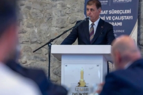 izmirde-esnafin-ruhsat-sorunlarina-ortak-cozum-ZfRRKCpB.jpg