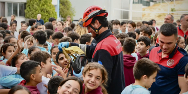 izmirde-ogrencilere-yangin-ve-afet-egitimi-Np25qIXx.jpg