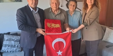 izmitten-golcukte-yasayan-kibris-gazilerine-ziyaret-7CCxZaYm.jpg