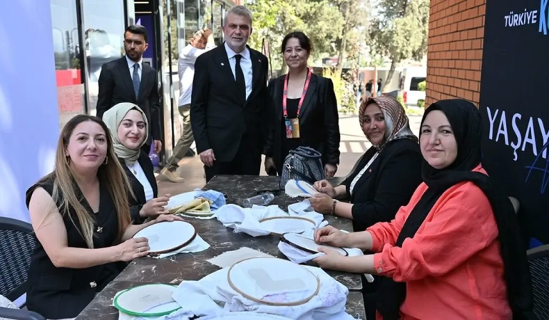 kahramanmarasin-yasayan-mirasi-kultur-yolunda-sergileniyor-zz82eCnC.jpg
