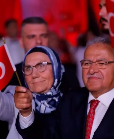 kayseri-buyuksehirden-30-agustos-resepsiyonu-Ipu8sDsx.jpg