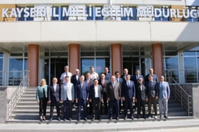 kayseri-valisinden-il-milli-egitime-ziyaret-intNiNP1.jpg