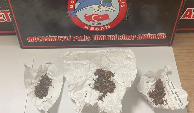 kesanda-uyusturucuya-2-gozalti-aAd2ytCd.jpg