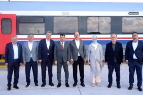 konya-milletvekilleri-rayli-sistemleri-yakindan-inceledi-yMgLpxIq.jpg