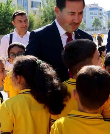 konyakaratayda-yeni-egitim-yili-coskuyla-basladi-WcRgKQJF.jpg