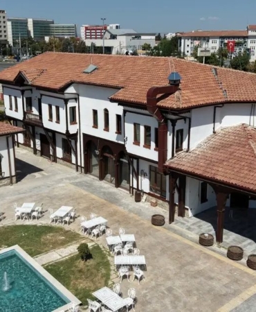 malatyada-kerpic-evler-bimekan-olarak-yeniden-hayat-buluyor-f8PEkrtT.jpg
