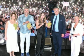 manisada-alasehirin-kurtulusunda-merve-ozbey-coskusu-HL7GTkAi.jpg