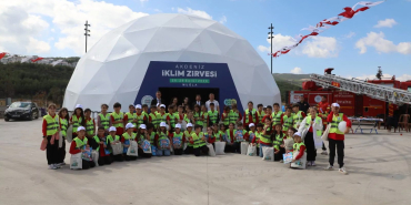 mavinin-derinlikleri-ogrencilerle-bulustu-PWp1y53A.jpg