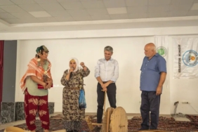 mersin-aydincikta-bilim-ve-kultur-bulusmasi-RJKj7q4y.jpg