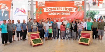 mersinde-ureticiye-domates-fidesi-destegi-cXzd67kY.jpg