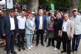 mustafa-palancioglu-pilav-senligine-katildi-FfXZi7Kf.jpg