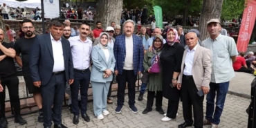 mustafa-palancioglu-pilav-senligine-katildi-FfXZi7Kf.jpg