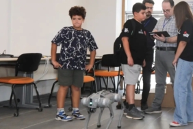 ortaokul-ve-lise-ogrencileri-btude-robotlarla-tanisti-7leh2hUd.jpg