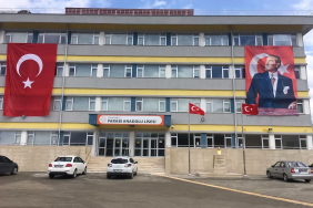 osmaniyede-okul-bahcesinde-ogretmen-silahli-saldirida-hayatini-kaybetti-egitime-2-gun-ara-verildi-ZPiyMluX.jpg