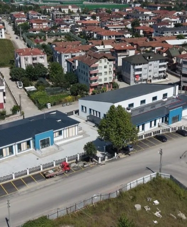 sakarya-arifiyede-genclik-merkezi-ve-yuzme-havuzu-tanitildi-DrpUCdnm.jpg