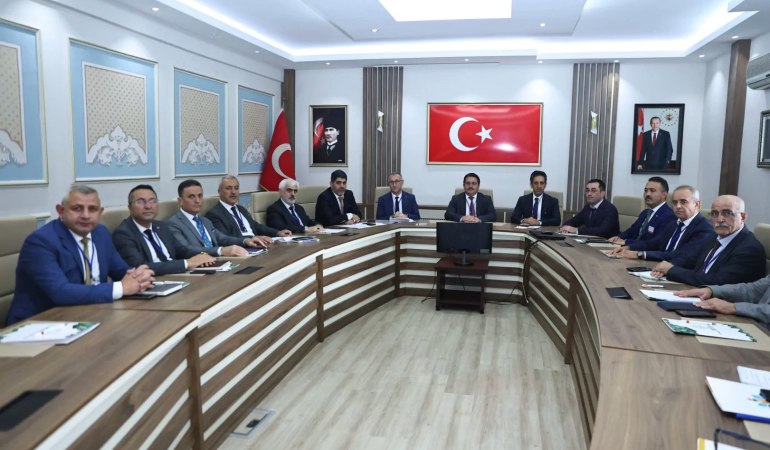 sakaryada-milli-egitim-yoneticileri-yeni-donemi-degerlendirdi-uEEz2Qni.jpg