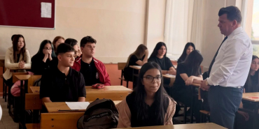 sercan-kemikten-kesan-lisesine-ziyaret-RTH4XcqV.jpg