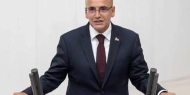 simsek-turkiye-pisa-2025te-uc-alanda-da-siralamasini-yukseltti-PXOrXQP8.jpg