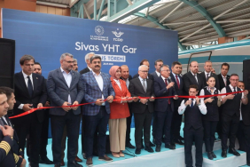 sivasta-hizli-tren-yolculugunda-yeni-donem-rsWjaByC.jpg