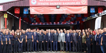 trabzon-itfaiyesine-9-yeni-arac-kazandirildi-TC8hyTJ1.jpg