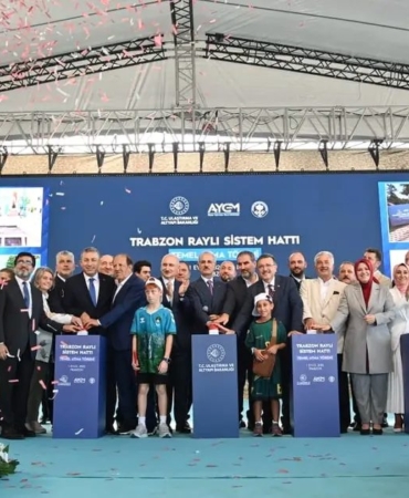 trabzonda-rayli-sistem-icin-butona-basildi-cl7HwigP.jpg