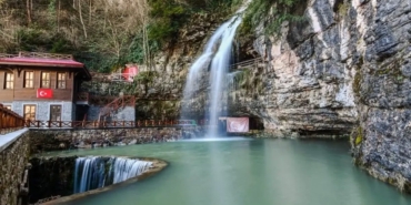 trabzonun-turizm-merkezleri-ziyaretci-akinina-ugruyor-KENOvFgG.jpg