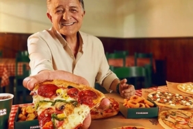 yilmaz-vural-pizzalazzanin-reklam-yuzu-oldu-jNFFAk19.jpg